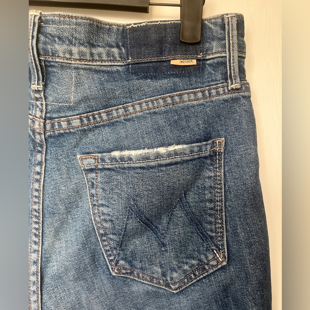 Mother Denim Dazzler medium wash jeans in Cowboys Don’t Cry - Picture 2 of 8